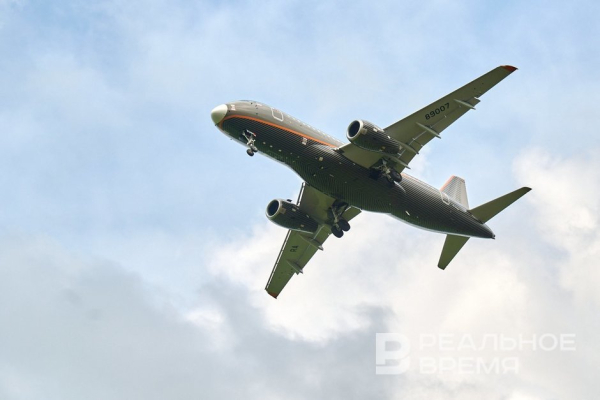 Росавиация опровергла полный запрет пауэрбанков на борту самолетов