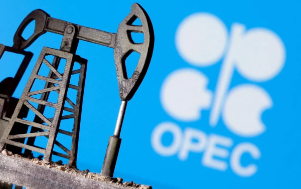 Комитет ОПЕК+ вновь призвал соблюдать квоты на добычу нефти