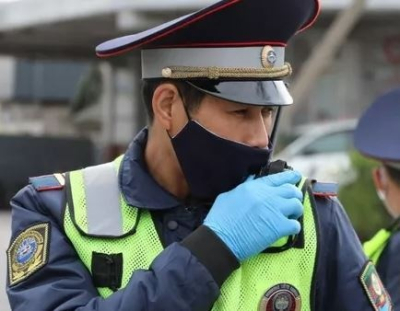 В Бишкеке сотрудники УПСМ оказали помощь потерявшей сознание девушке