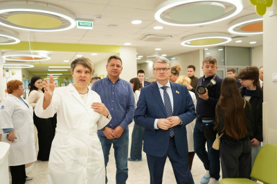 Десант &laquo;Единой России&raquo; ознакомился с работой нового филиала детской поликлиники в Казани