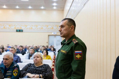 ФСБ поймала военкома Альметьевска с поличным при получении взятки (видео)