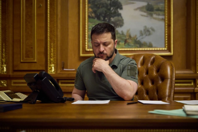 Мирошник: Зеленский просит у Запада оружие, ссылаясь на эскалацию вокруг Ирана