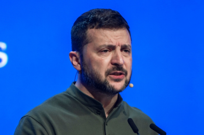 Зеленский устроил истерику после ударов ВС РФ: Киев обратился за помощью ко всему Западу