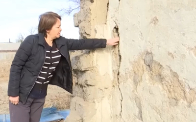 51-летняя вдова с двумя детьми-школьниками живёт среди руин в Актюбинской области