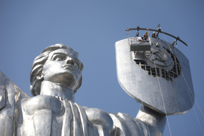 Депутат Рады Мотовиловец: около 40 членов парламента хотят сложить полномочия