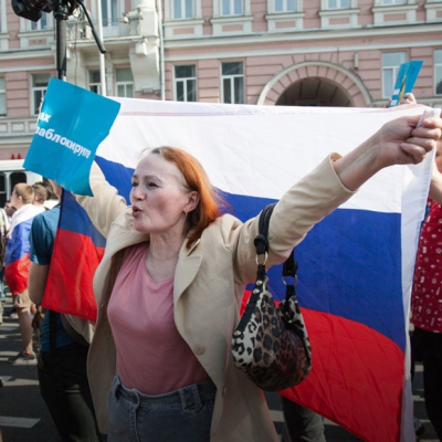 «Он нам не царь»: Эксклюзивный репортаж с митингов в Москвe