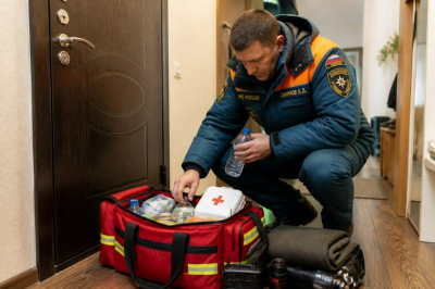 К чему готовят россиян? МЧС рекомендует держать у двери &laquo;тревожный чемоданчик&raquo;