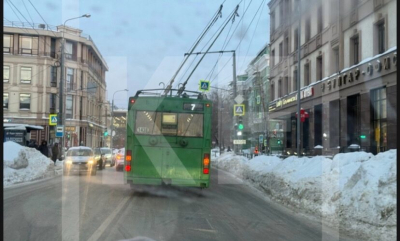 Ищите пути объезда: в центре Казани авария с автобусом и троллейбусом парализовала движение 12/02/2026 &ndash; Новости