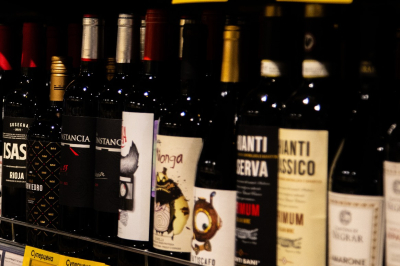 Психолог Ключников заявил, что россияне стали меньше пить из-за работы