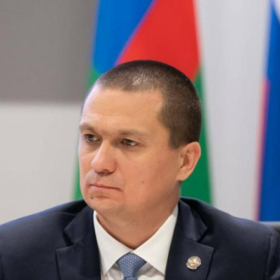 Главы муниципальных районов и городских округов РТ получат статус госслужащих