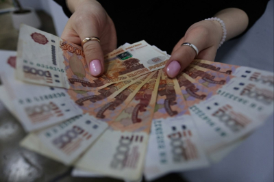 МРОТ предложили поднять до 60 тысяч рублей