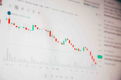 Депутат Госдумы Обухов: от кризиса в экономике больше отмахиваться невозможно