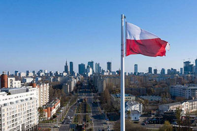 Униженная Европа и ядерный зонтик: почему Варшава атакует Москву и Берлин прямо сейчас