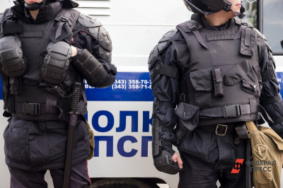 Криминальный бизнес на фиктивной регистрации с оборотом в миллиард накрыли в Югре